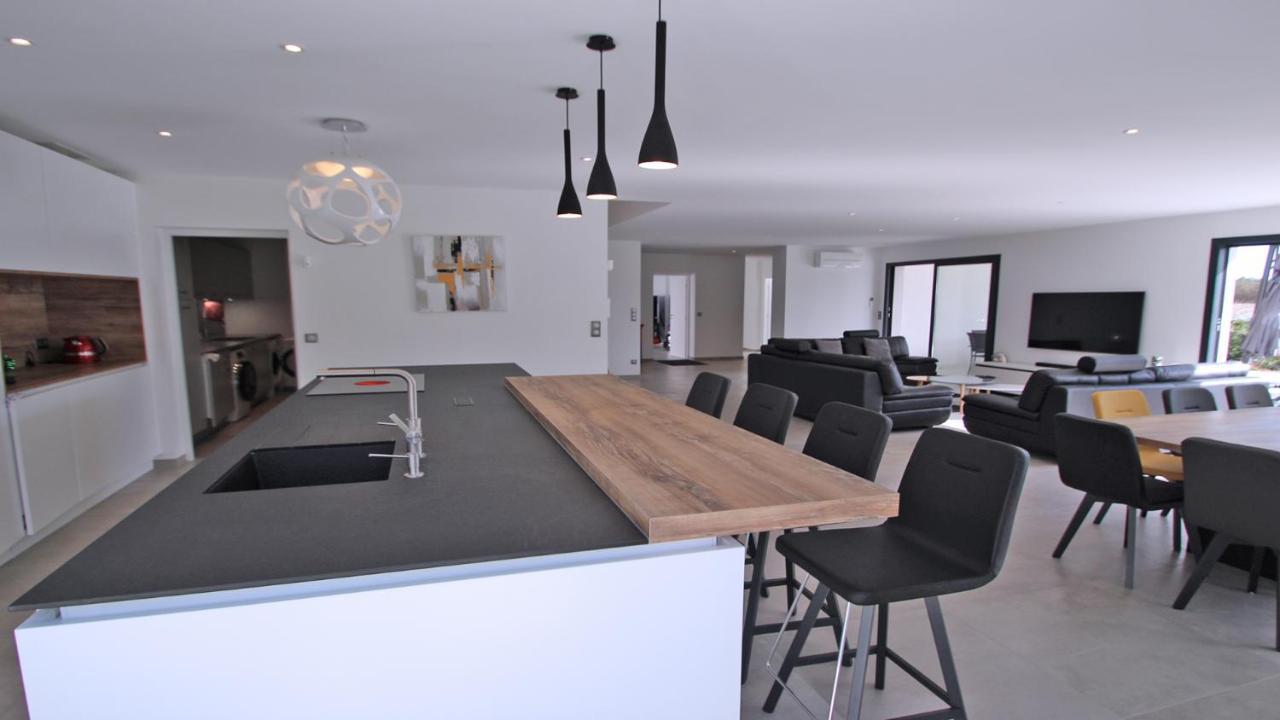 לס איסאמברה Villa Chantoiseau מראה חיצוני תמונה