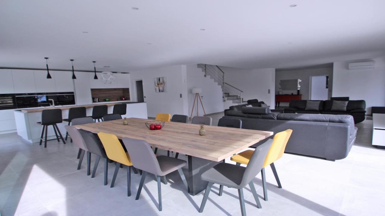 לס איסאמברה Villa Chantoiseau מראה חיצוני תמונה