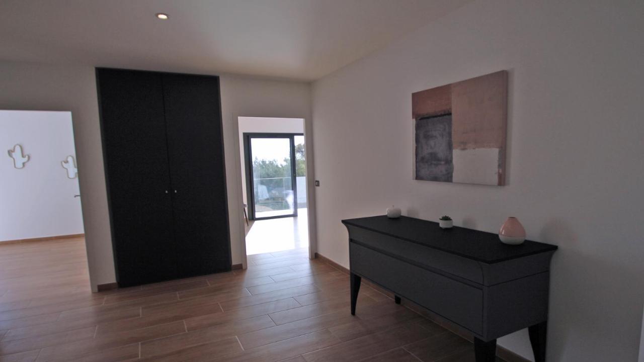 לס איסאמברה Villa Chantoiseau מראה חיצוני תמונה