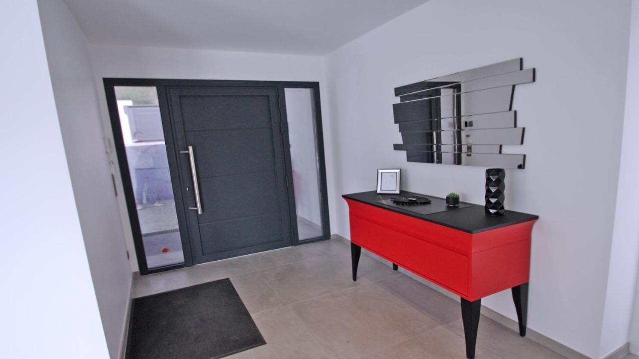 לס איסאמברה Villa Chantoiseau מראה חיצוני תמונה